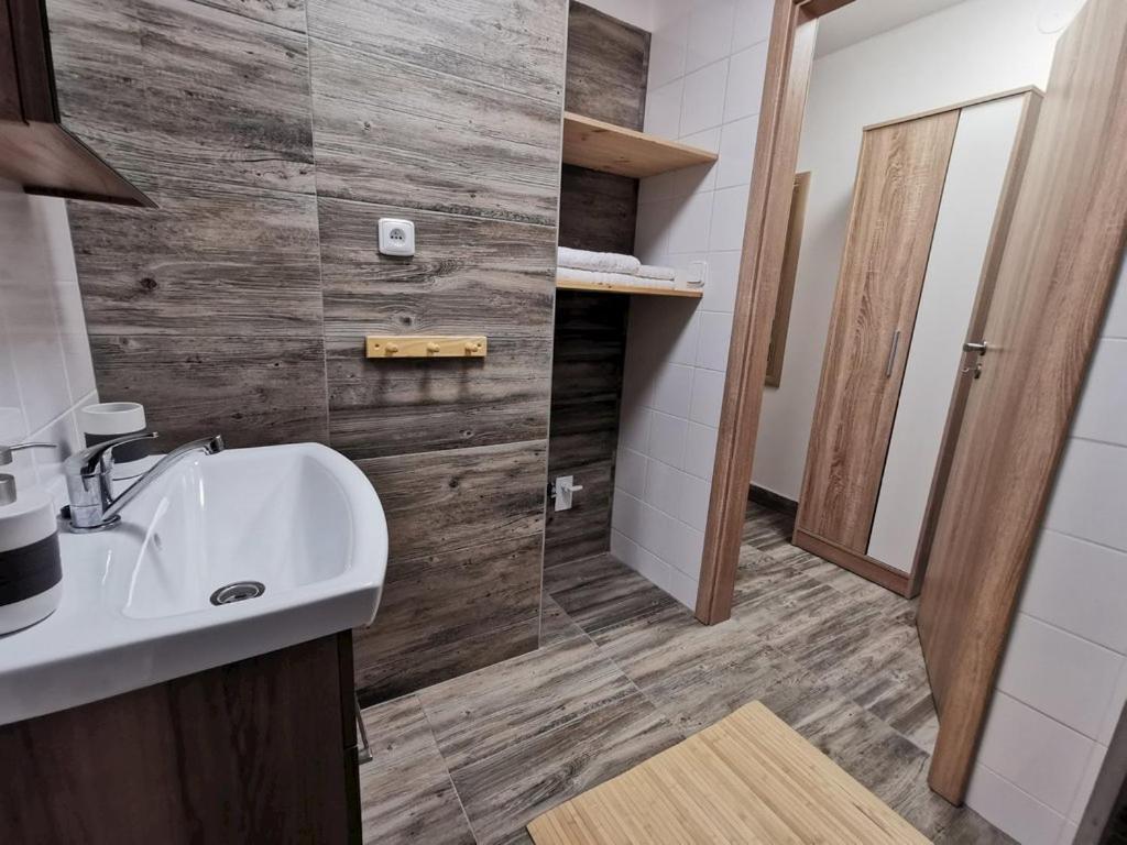 Apartmany Nova Duha Vavrinec Bagian luar foto